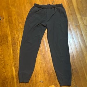 Lulu lemon surge jogger